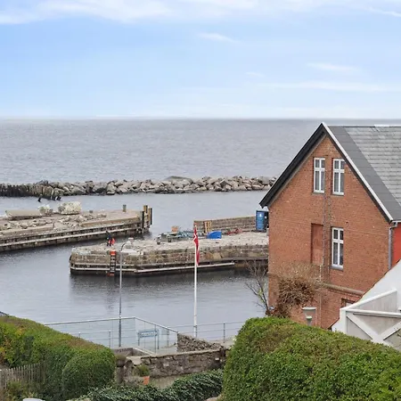 Harborside With Terrace Bike Shed شقة