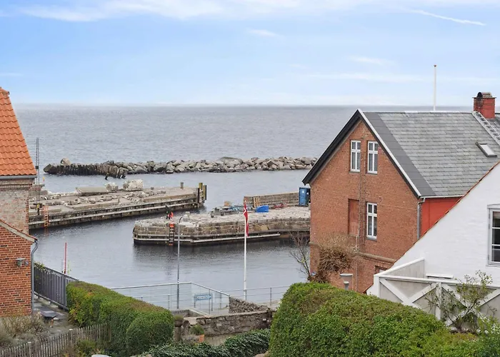 Harborside With Terrace Bike Shed Allinge-Sandvig