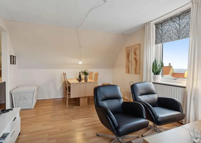 Harborside With Terrace Bike Shed Allinge-Sandvig